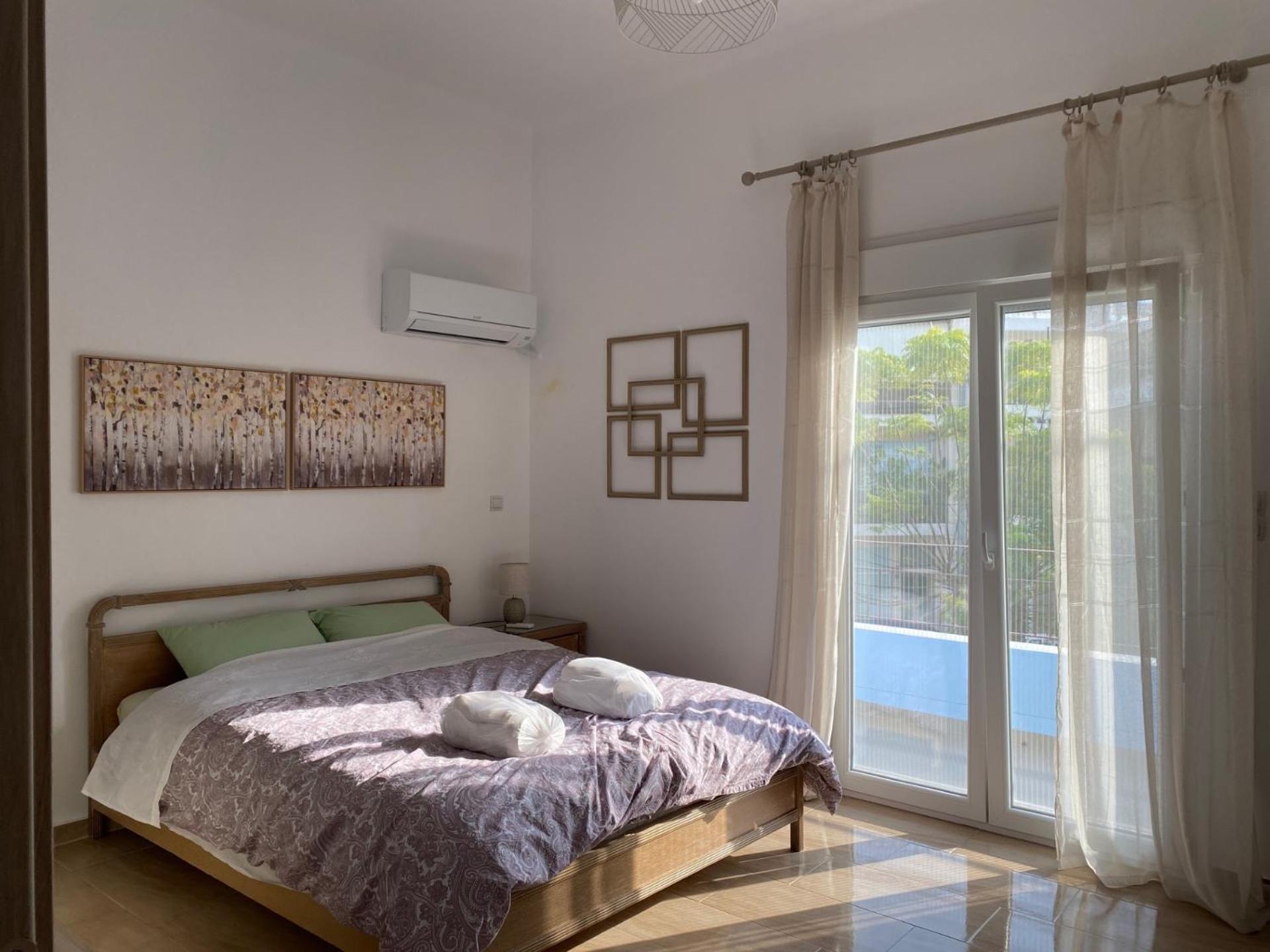 Azure House Athen